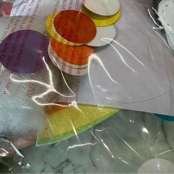 Craft Unicorn Magic Kit with Rainbow Colors - Picture 5 of 10